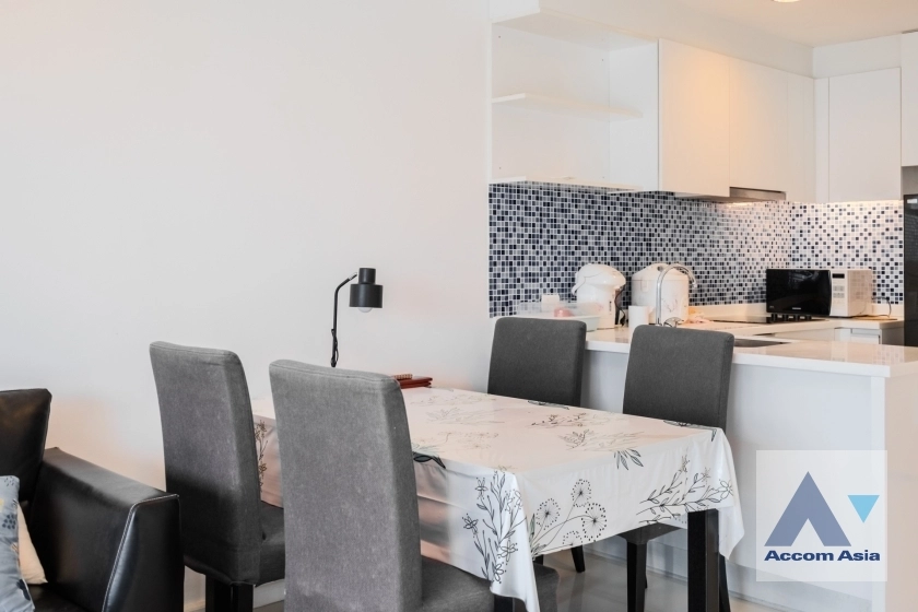  1  2 br Condominium For Rent in Ploenchit ,Bangkok BTS Chitlom at Royal Maneeya Executive Residence 1521387