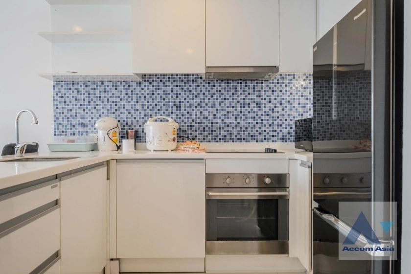  1  2 br Condominium For Rent in Ploenchit ,Bangkok BTS Chitlom at Royal Maneeya Executive Residence 1521387