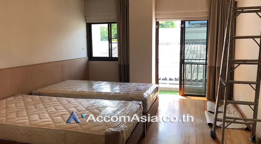 4  3 br Apartment For Rent in Sukhumvit ,Bangkok BTS Thong Lo at Greenery area in CBD 1421394