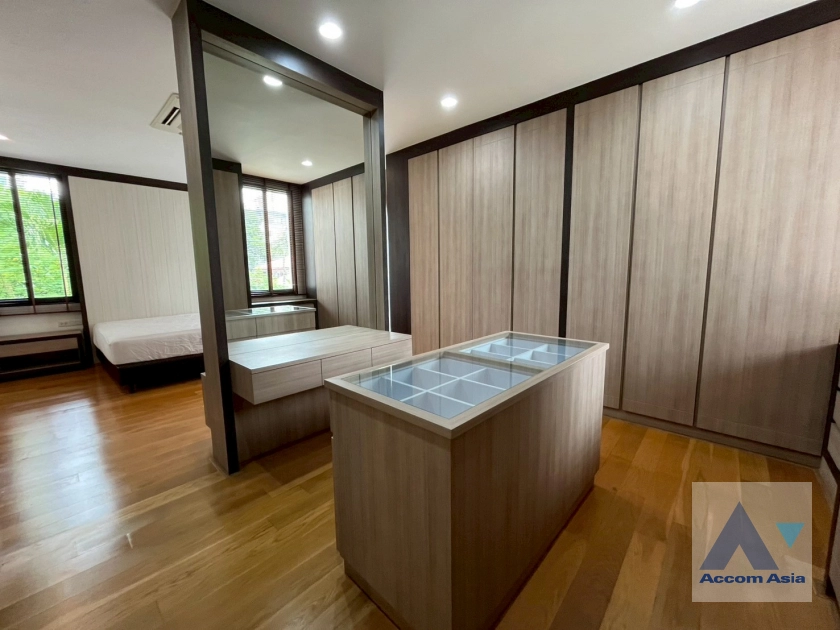 13  4 br House For Rent in Sukhumvit ,Bangkok BTS Phrom Phong 2321395