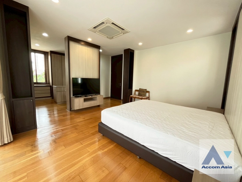 11  4 br House For Rent in Sukhumvit ,Bangkok BTS Phrom Phong 2321395