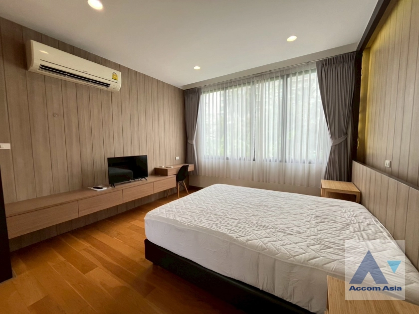 15  4 br House For Rent in Sukhumvit ,Bangkok BTS Phrom Phong 2321395