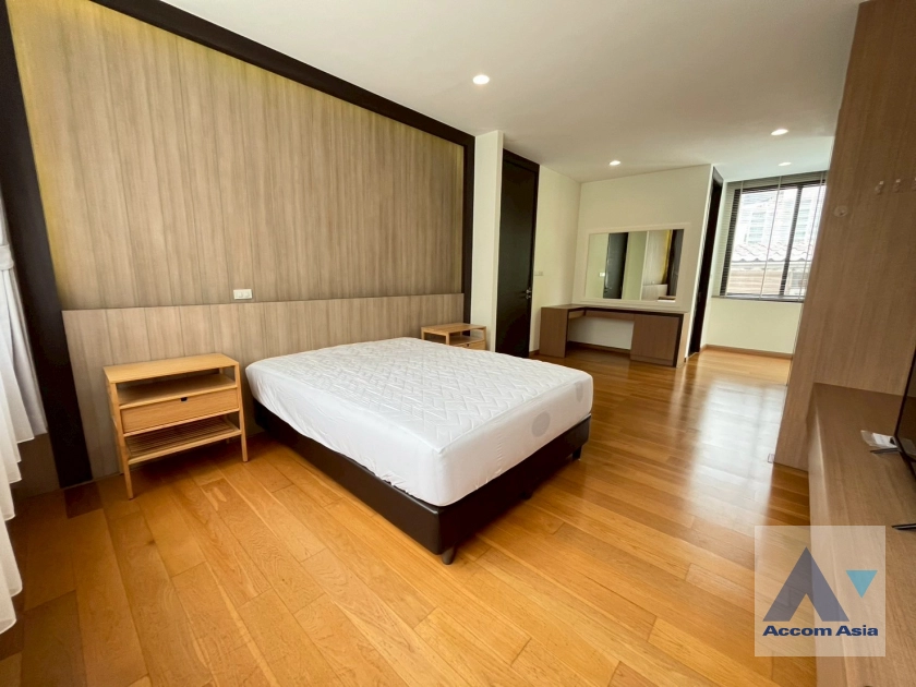 16  4 br House For Rent in Sukhumvit ,Bangkok BTS Phrom Phong 2321395