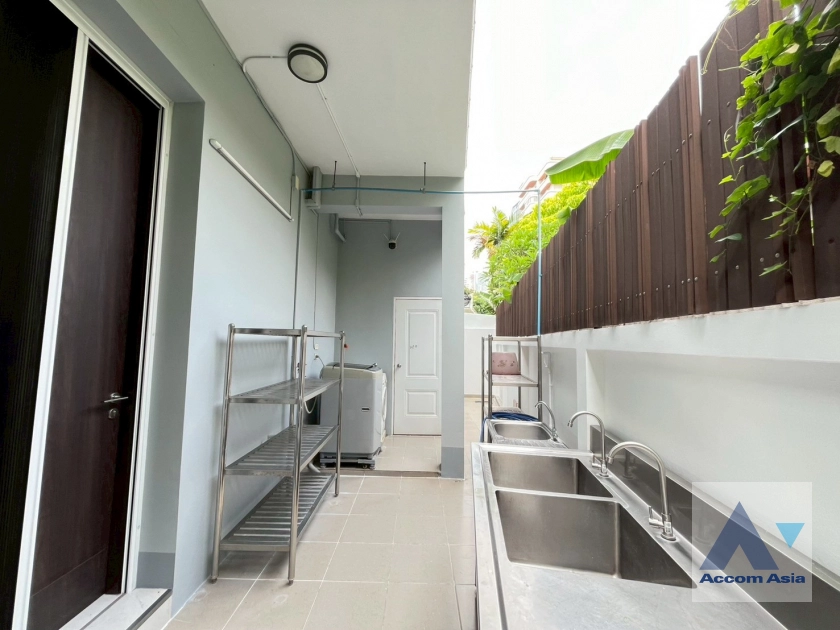 34  4 br House For Rent in Sukhumvit ,Bangkok BTS Phrom Phong 2321395
