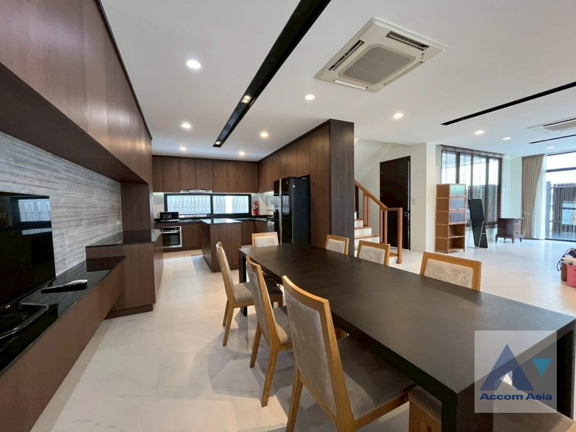 5  4 br House For Rent in Sukhumvit ,Bangkok BTS Phrom Phong 2321395