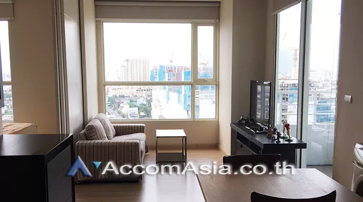  The Light House Condominium  1 Bedroom for Rent BTS Krung Thon Buri in Charoennakorn Bangkok