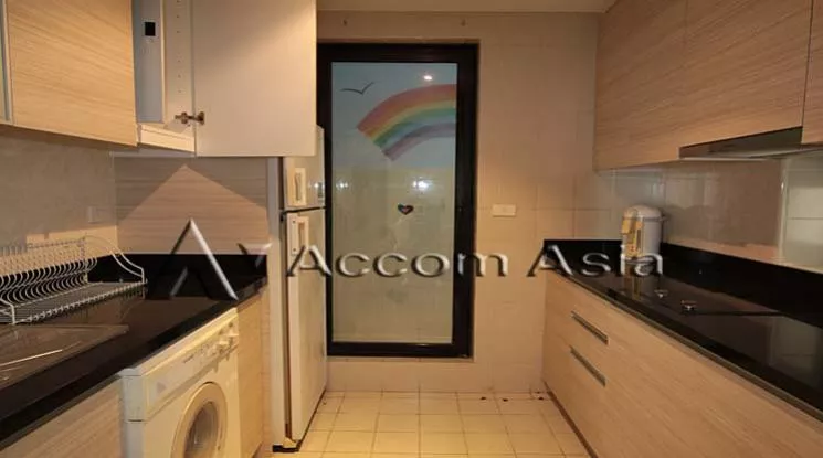 unit 2 Bedrooms  Condominium For Rent in Sathorn, Bangkok  near BTS Chong Nonsi - MRT Lumphini (1521461)