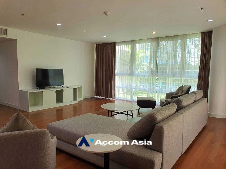  1  3 br Apartment For Rent in Sukhumvit ,Bangkok BTS Ekkamai at Ekkamai Family Apartment 1521472