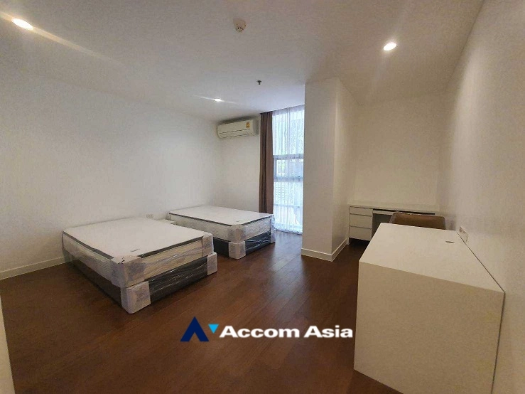 11  3 br Apartment For Rent in Sukhumvit ,Bangkok BTS Ekkamai at Ekkamai Family Apartment 1521472