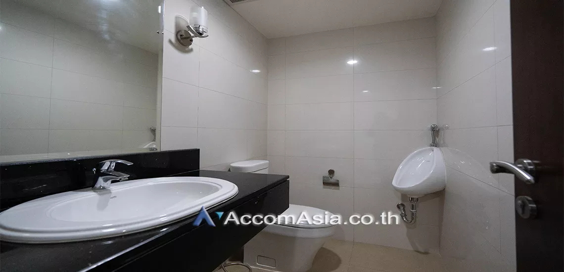 8  3 br Apartment For Rent in Sukhumvit ,Bangkok BTS Asok - MRT Sukhumvit at Peaceful residential 1421522