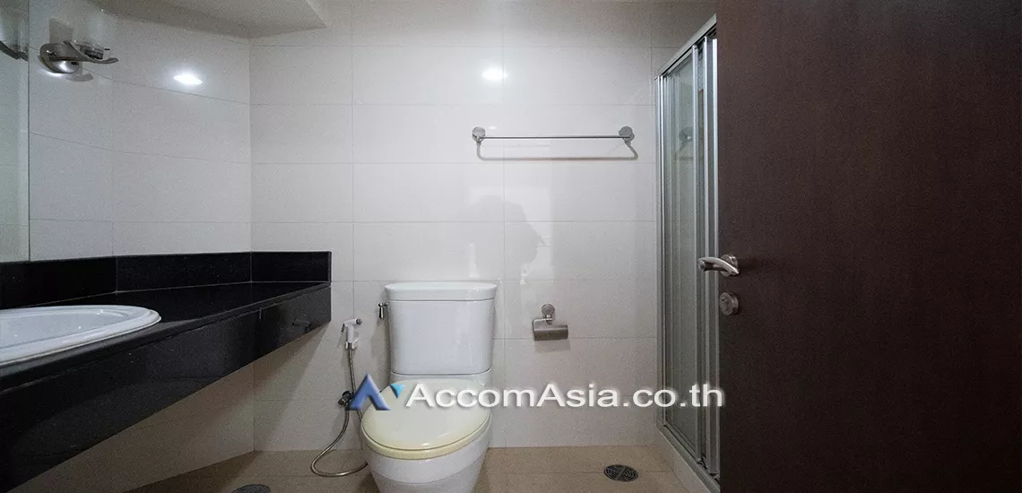 9  3 br Apartment For Rent in Sukhumvit ,Bangkok BTS Asok - MRT Sukhumvit at Peaceful residential 1421522