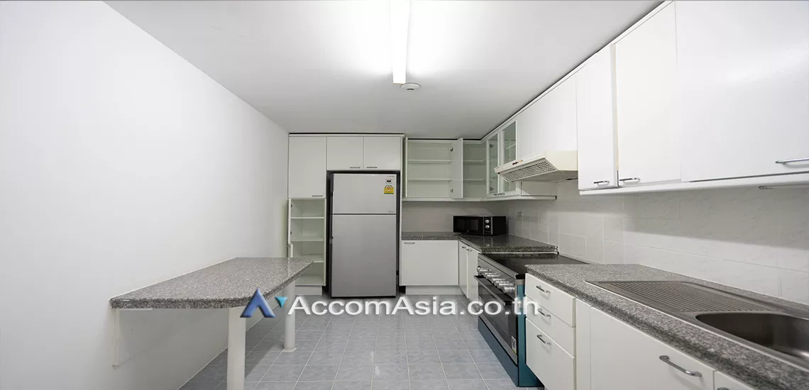 Pet friendly |  2 Bedrooms  Apartment For Rent in Sukhumvit, Bangkok  near BTS Nana (1421525)