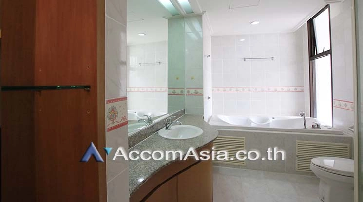 12  4 br Condominium for rent and sale in Sathorn ,Bangkok MRT Khlong Toei at Baan Yen Akard 1521532
