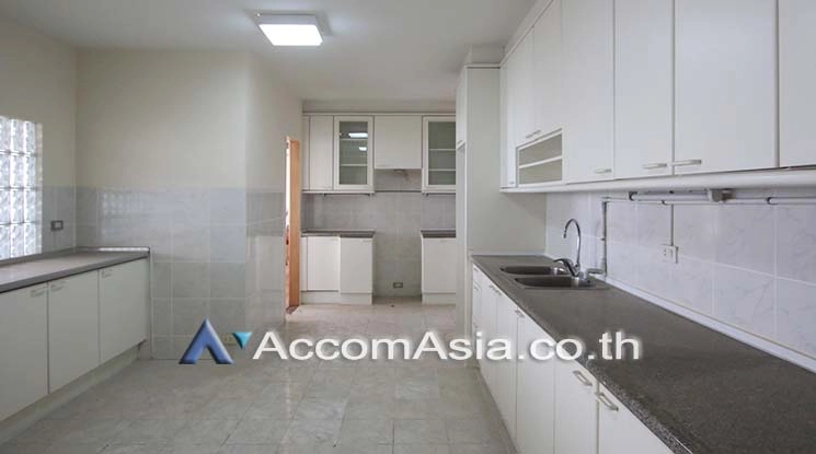 5  4 br Condominium for rent and sale in Sathorn ,Bangkok MRT Khlong Toei at Baan Yen Akard 1521532