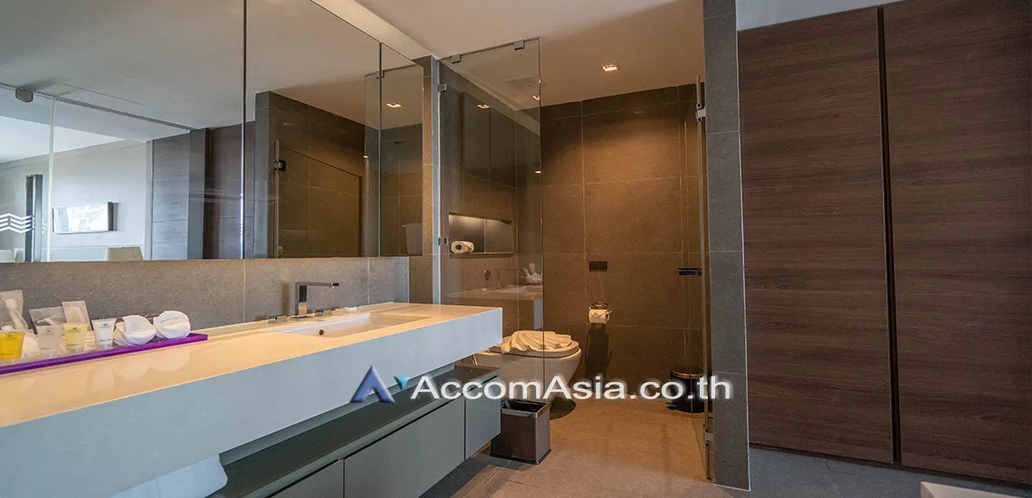 6  1 br Apartment For Rent in Charoennakorn ,Bangkok BTS Krung Thon Buri at The luxurious lifestyle 1521550