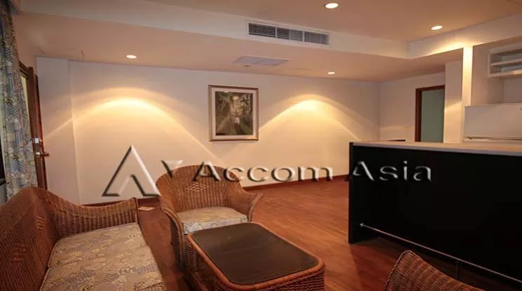 unit 1 Bedroom  Condominium For Rent in Ploenchit, Bangkok  near BTS Chitlom (1521571)