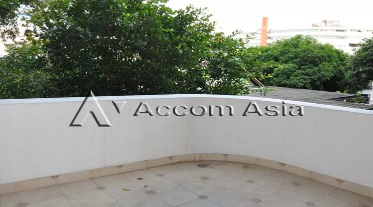 unitBig Balcony |  3 Bedrooms  Apartment For Rent in Sukhumvit, Bangkok  near BTS Phrom Phong (13000109)