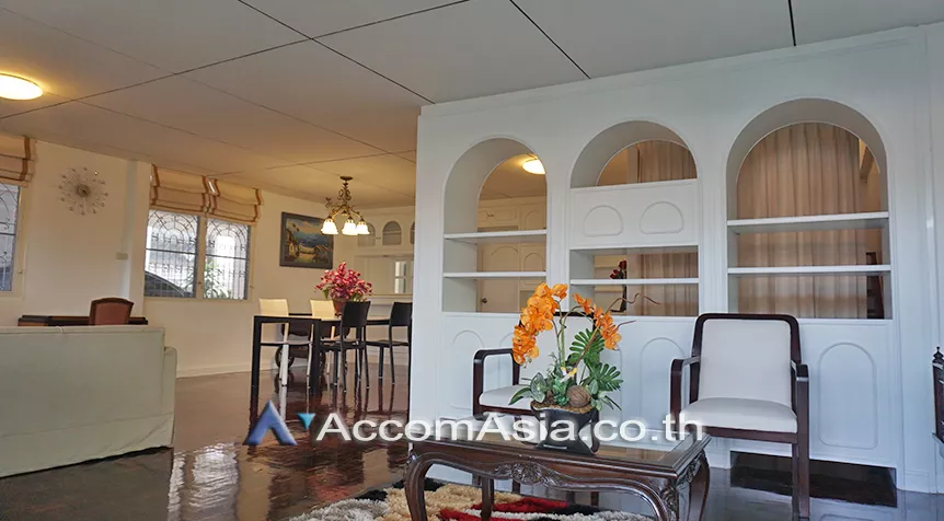 Home Office |  3 Bedrooms  House For Rent in Sukhumvit, Bangkok  near BTS Phra khanong (90349)