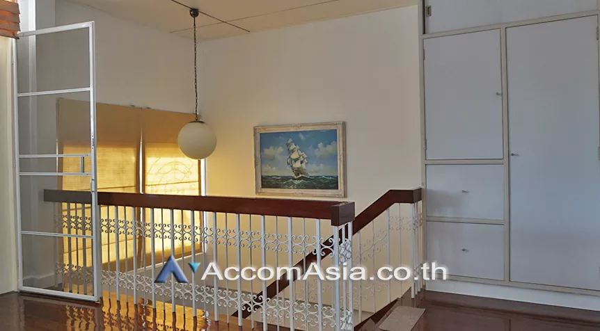 15  3 br House for rent and sale in Sukhumvit ,Bangkok BTS Phra khanong 90349