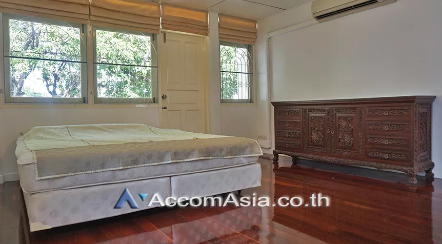 17  3 br House For Rent in sukhumvit ,Bangkok BTS Phra khanong 90349