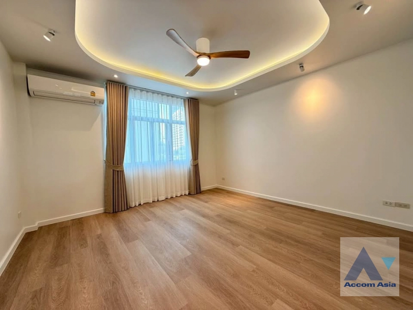 8  5 br Townhouse For Rent in Sukhumvit ,Bangkok BTS Ekkamai at City Plus 13000114