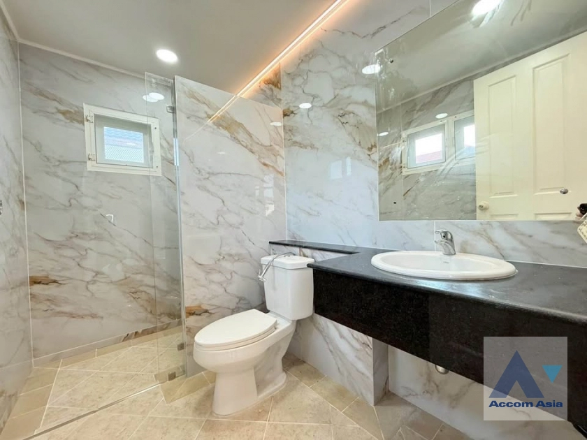 11  5 br Townhouse For Rent in Sukhumvit ,Bangkok BTS Ekkamai at City Plus 13000114