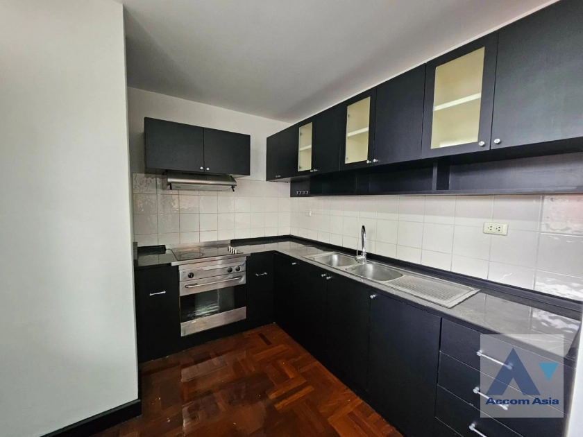 5  3 br Apartment for rent and sale in Sukhumvit ,Bangkok BTS Thong Lo at Pet-Friendly, Cozy and Serene Serviced Apartment in Thonglor 20819