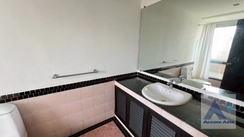 12  3 br Apartment for rent and sale in Sukhumvit ,Bangkok BTS Thong Lo at Pet-Friendly, Cozy and Serene Serviced Apartment in Thonglor 20820