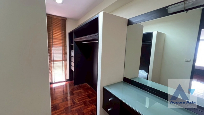 18  3 br Apartment for rent and sale in Sukhumvit ,Bangkok BTS Thong Lo at Pet-Friendly, Cozy and Serene Serviced Apartment in Thonglor 20820