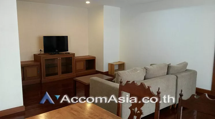 Pet friendly |  2 Bedrooms  Apartment For Rent in Ploenchit, Bangkok  near BTS Ploenchit (13000192)