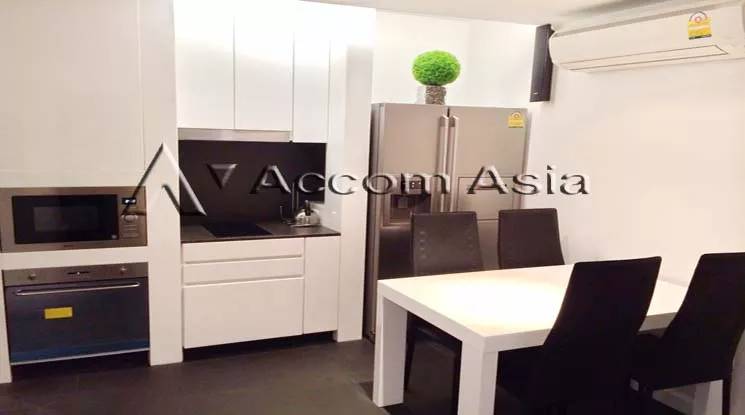 unit 2 Bedrooms  Condominium For Rent in Sukhumvit, Bangkok  near BTS Asok - MRT Sukhumvit (13000203)