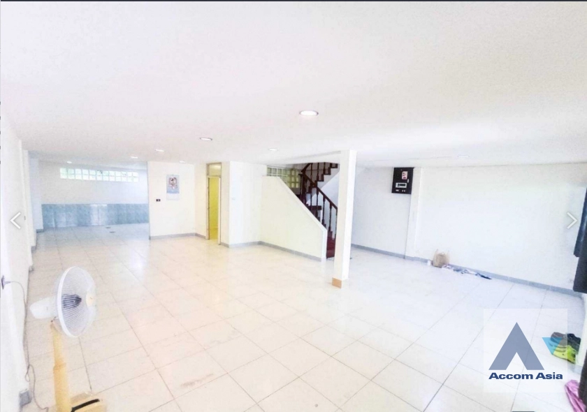  1  3 br Townhouse for rent and sale in Sukhumvit ,Bangkok BTS Phrom Phong 13000222