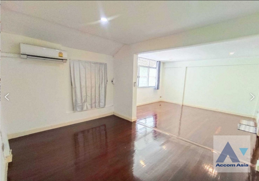 10  3 br Townhouse for rent and sale in Sukhumvit ,Bangkok BTS Phrom Phong 13000222