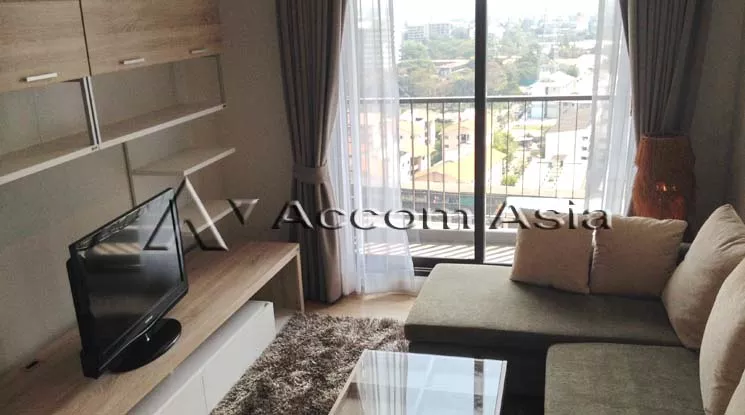 unit 1 Bedroom  Condominium For Rent & Sale in Sathorn, Bangkok  near BTS Chong Nonsi (13000227)