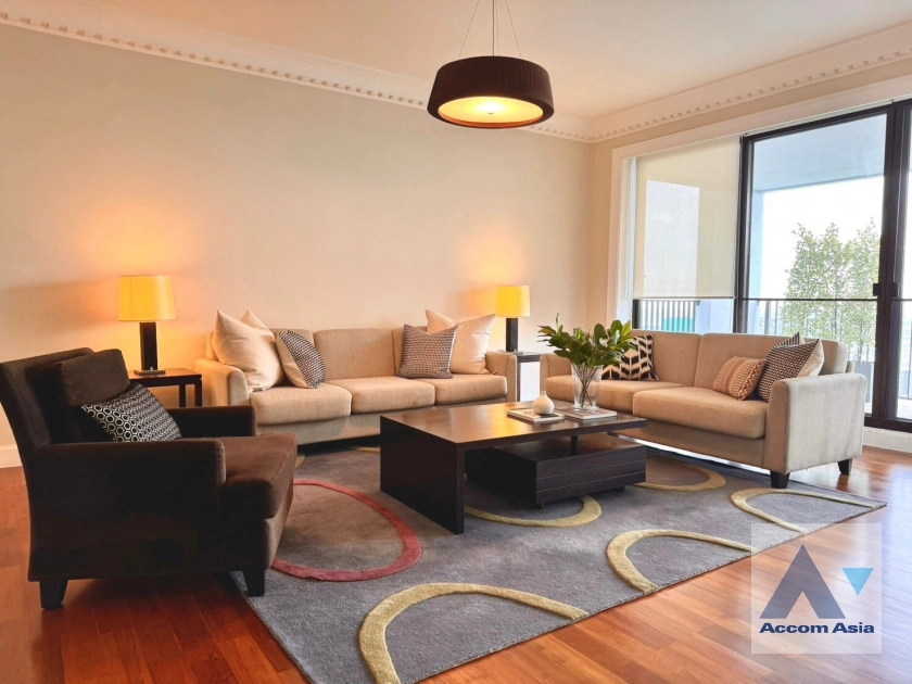 unit 4 Bedrooms  Apartment For Rent in Samutprakan, Samutprakan  (13000268)