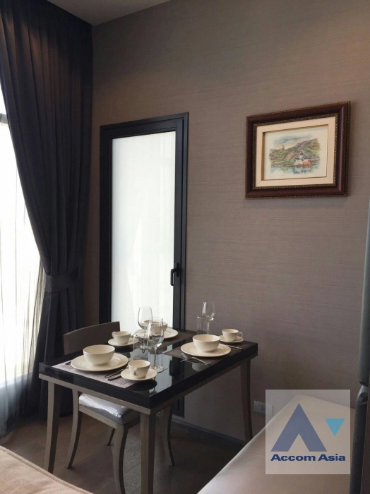unit 1 Bedroom  Condominium For Rent in Silom, Bangkok  near BTS Surasak (13000278)