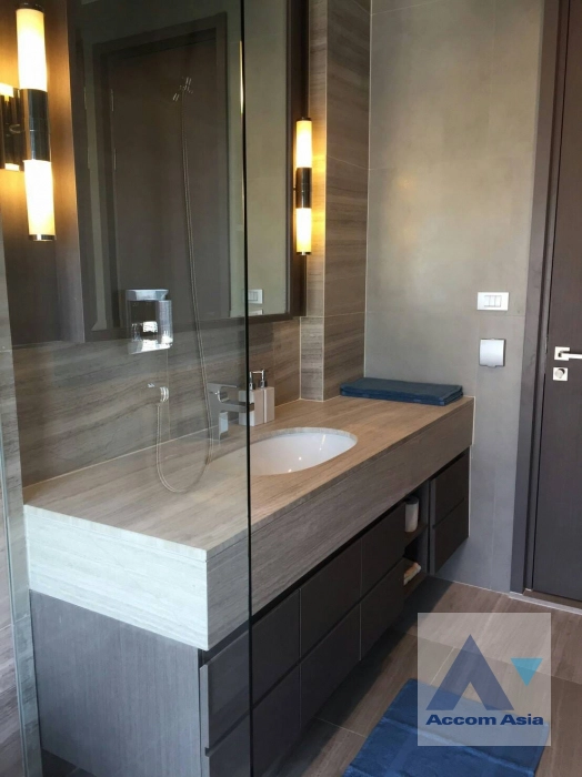 12  1 br Condominium For Rent in Silom ,Bangkok BTS Surasak at The Diplomat Sathorn 13000278