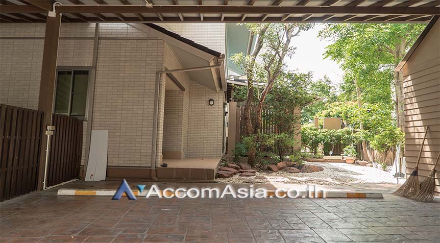 4  3 br House For Rent in sukhumvit ,Bangkok BTS Phrom Phong 13000280