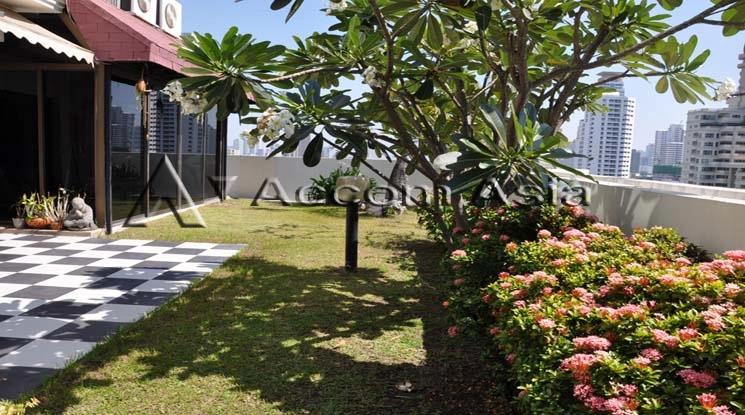  2  4 br Apartment For Rent in Sukhumvit ,Bangkok BTS Phrom Phong at A whole floor residence 13000304