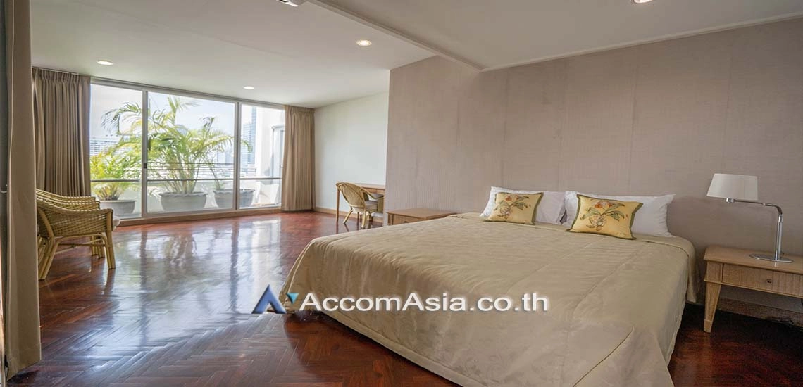 10  6 br Apartment For Rent in Sathorn ,Bangkok BTS Chong Nonsi at Thai Colonial Style 13000361