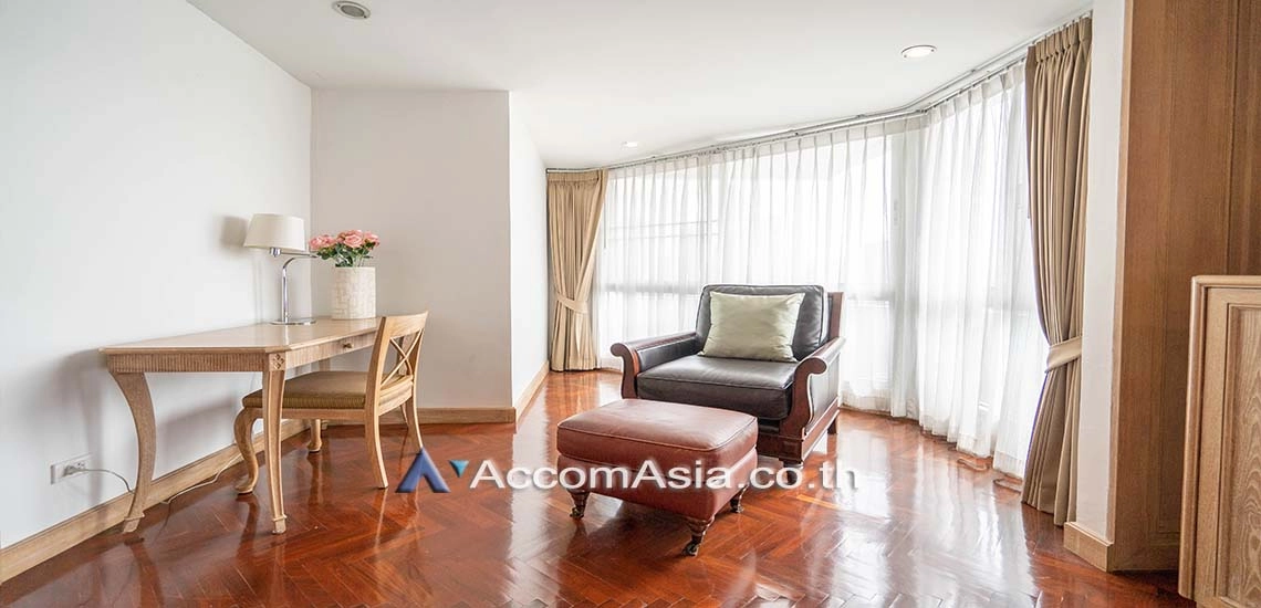 9  6 br Apartment For Rent in Sathorn ,Bangkok BTS Chong Nonsi at Thai Colonial Style 13000361