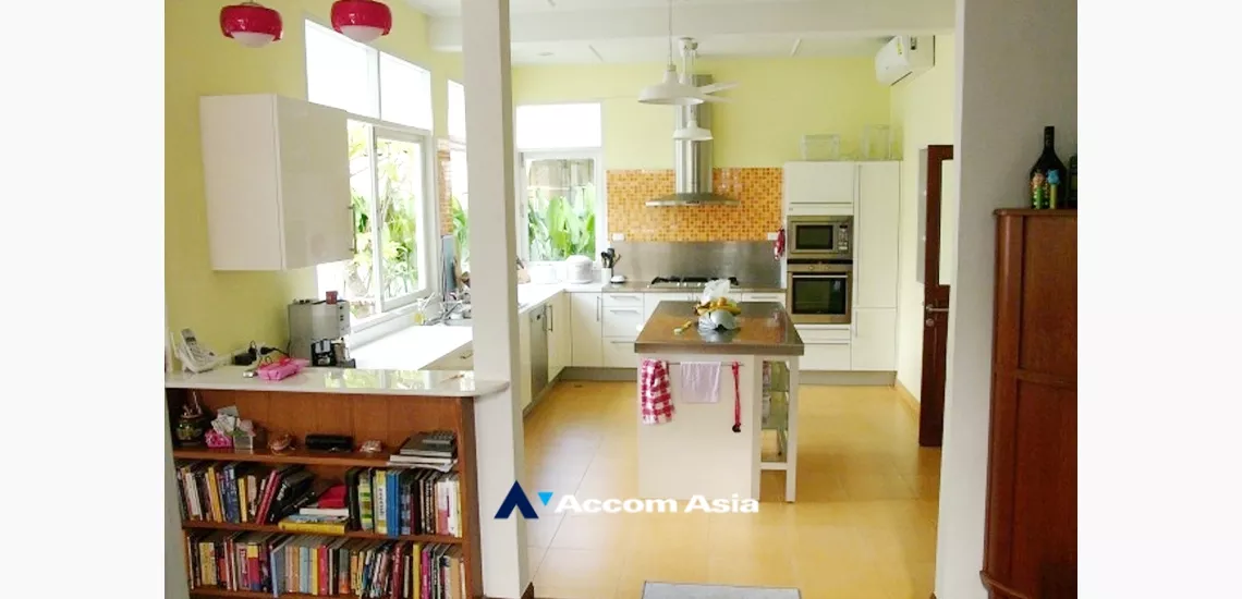 12  5 br House For Rent in sukhumvit ,Bangkok BTS Thong Lo 13000363