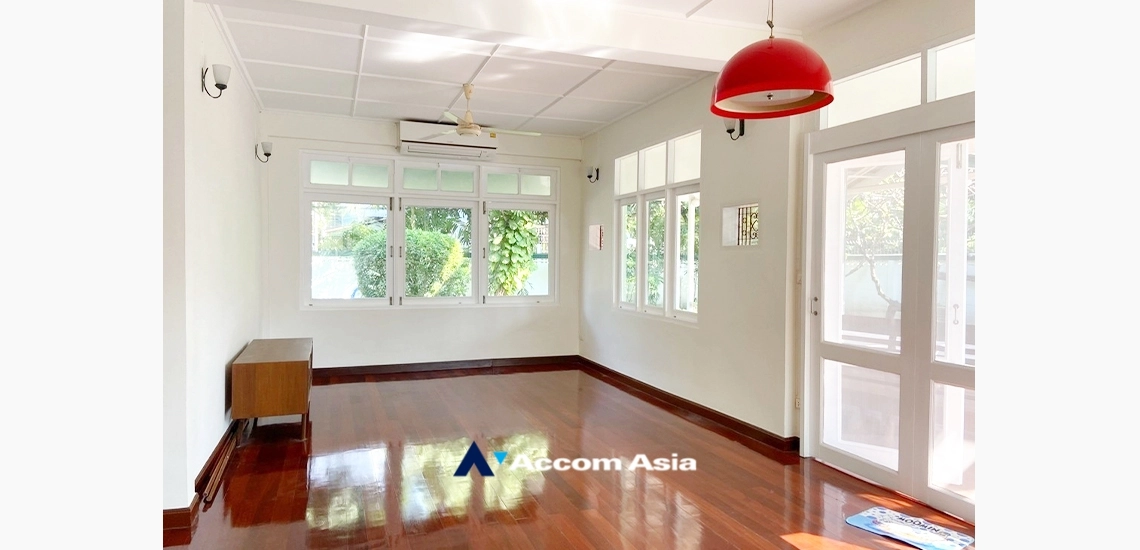 11  5 br House For Rent in Sukhumvit ,Bangkok BTS Thong Lo 13000363