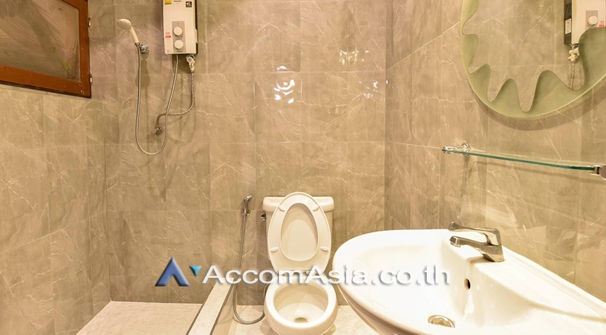 5  3 br House for rent and sale in Sukhumvit ,Bangkok BTS Thong Lo 13000371