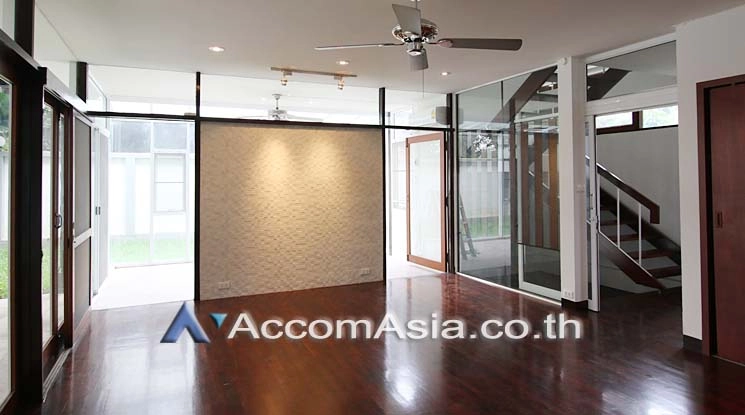5  3 br House for rent and sale in Sukhumvit ,Bangkok BTS Thong Lo 13000372