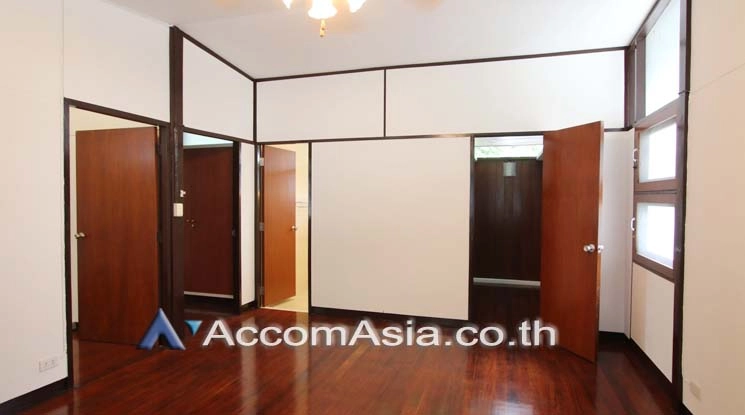 8  3 br House for rent and sale in Sukhumvit ,Bangkok BTS Thong Lo 13000372