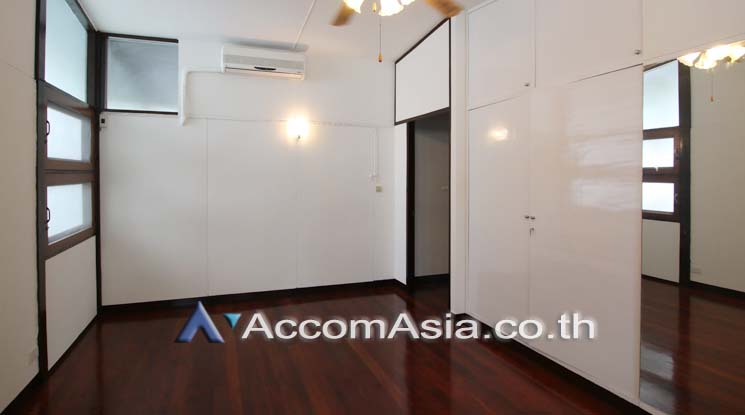 9  3 br House For Rent in sukhumvit ,Bangkok BTS Thong Lo 13000372
