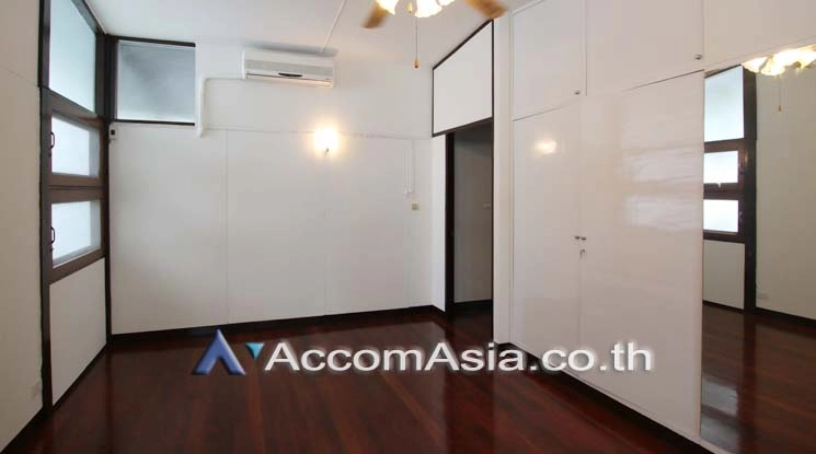 9  3 br House for rent and sale in Sukhumvit ,Bangkok BTS Thong Lo 13000372