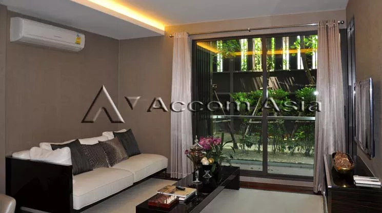  1 Bedroom  Condominium For Rent & Sale in Sukhumvit, Bangkok  near BTS Ekkamai (13000391)