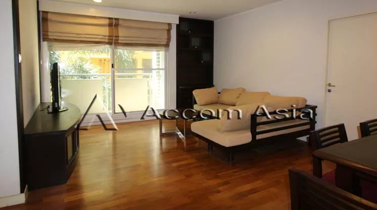  2 Bedrooms  Condominium For Rent in Ploenchit, Bangkok  near BTS Ploenchit (13000393)